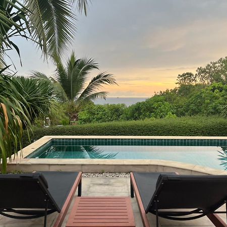 Baan Phukhao Villa Klong Muang Beach Exteriör bild