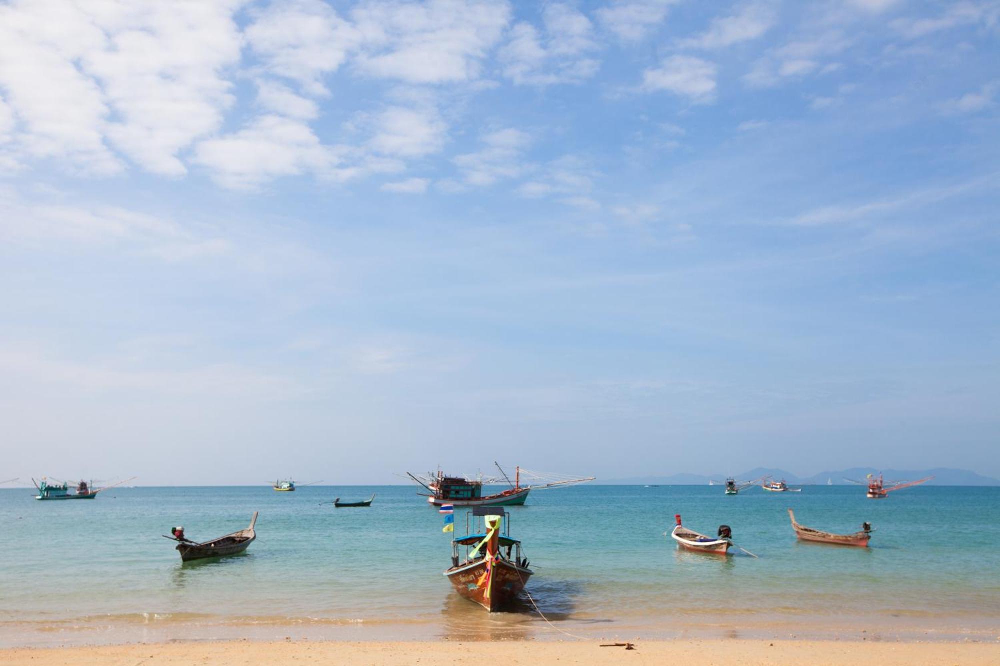 Baan Phukhao Villa Klong Muang Beach Exteriör bild